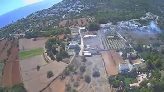 Un incendio agrícola moviliza a Ibanat y Bomberos en Santa Eulària