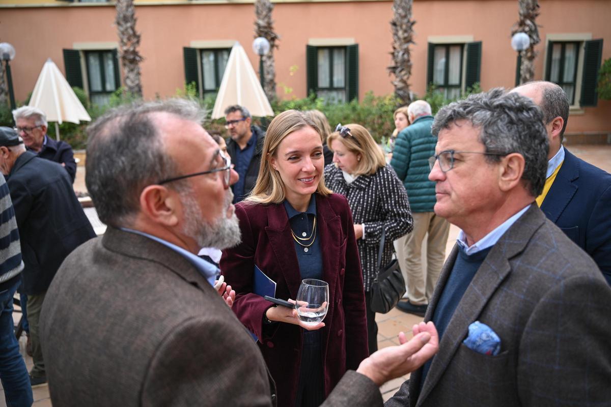 La granada mollar protagonista en la inauguración de Menjars de la Terra en el Restaurante La Taula de Elche