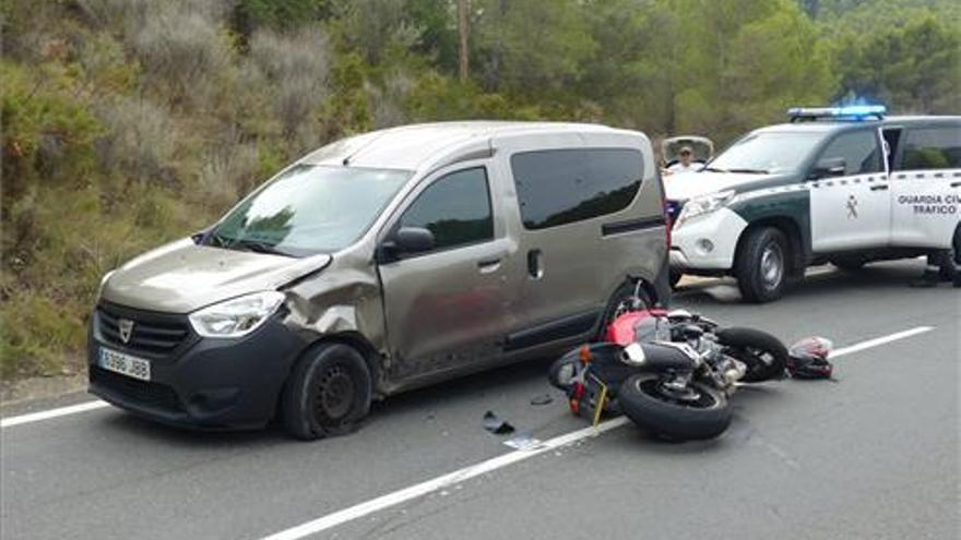 Dos motoristas muertos y uno herido en las carreteras de Castellón