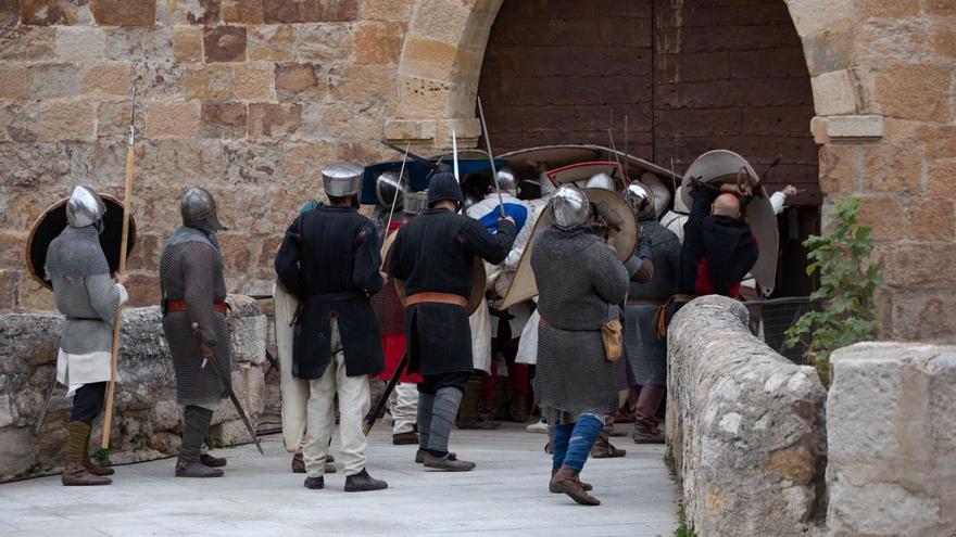 El Castillo de Zamora, durante una recreación histórica. | Ana Burrieza (Archivo)