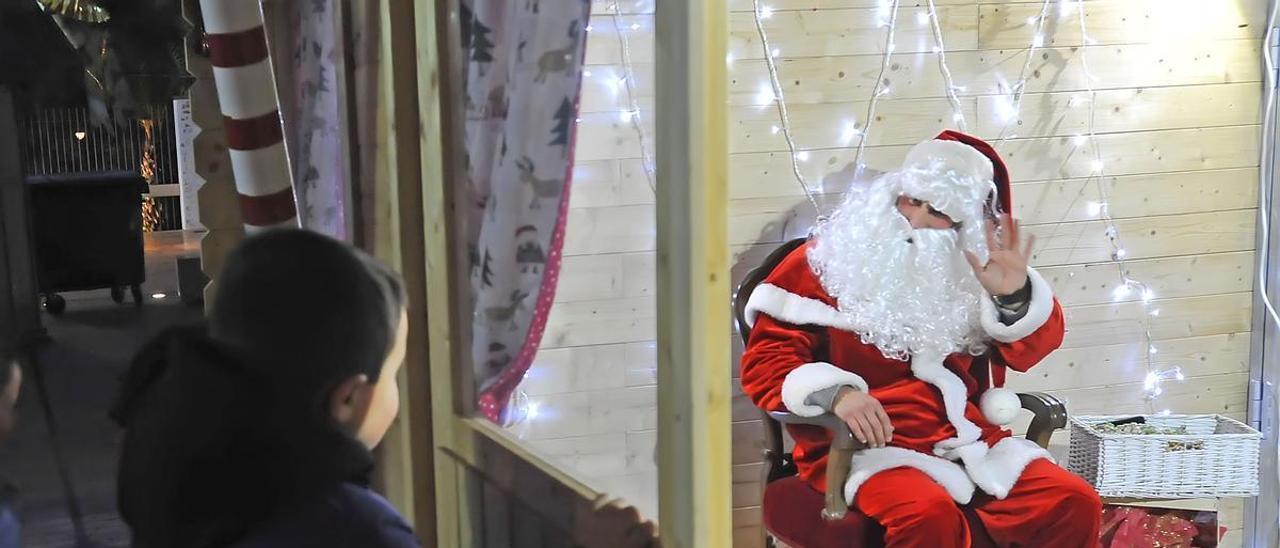 Papa Noel en el Paseo de la Estación de Elche