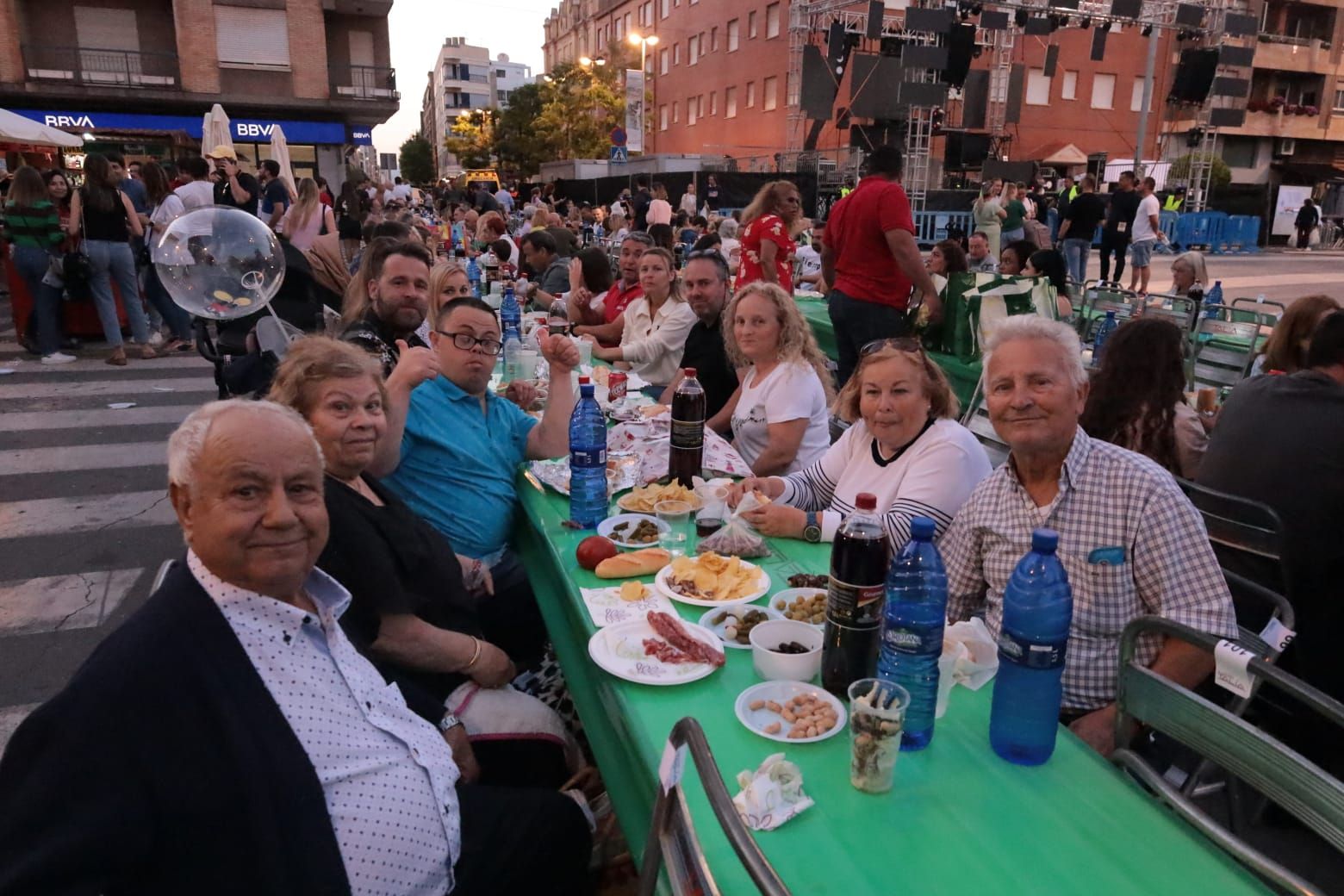 Búscate en la cena de 'pa i porta' de Almassora