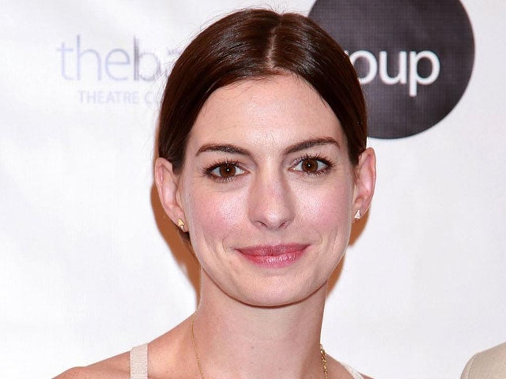 Anne Hathaway protagonizará la miniserie 'The Ambassador's Wife'