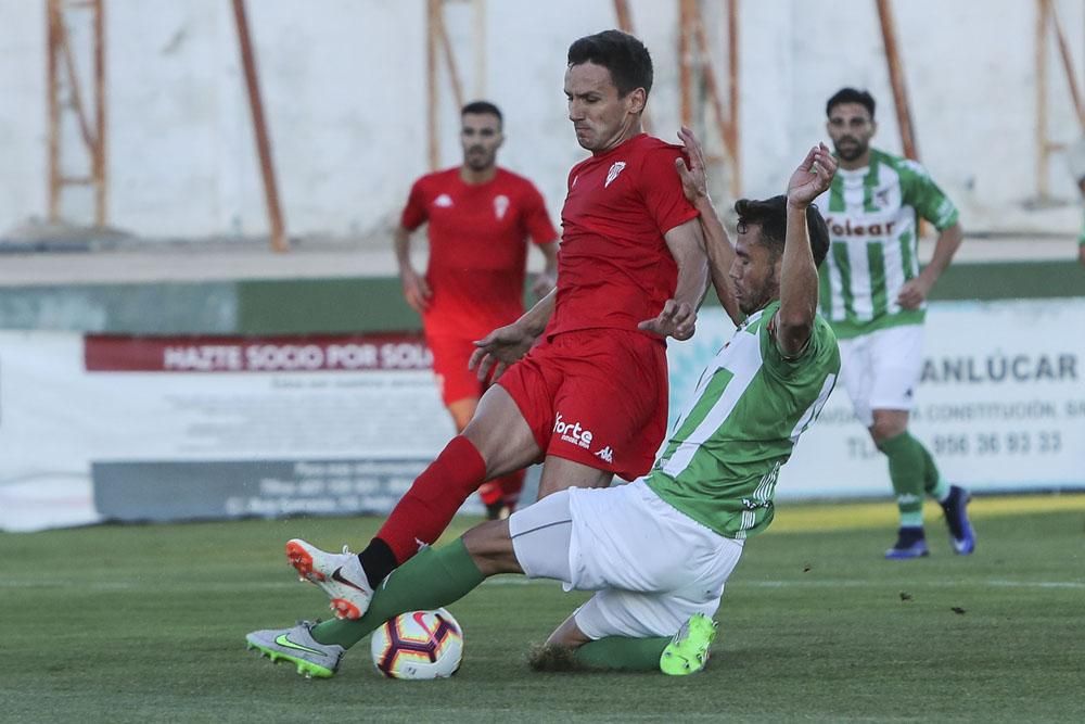 El Córdoba vence al Sanluqueño por la mínima