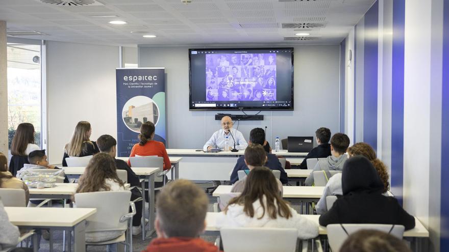 Espaitec fomenta les vocacions científiques entre l&#039;alumnat de l&#039;IES Bovalar de Castelló