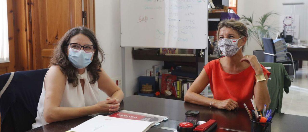 La vicepresidenta Oltra, en un encuentro institucional con la también vicepresidenta Díaz.