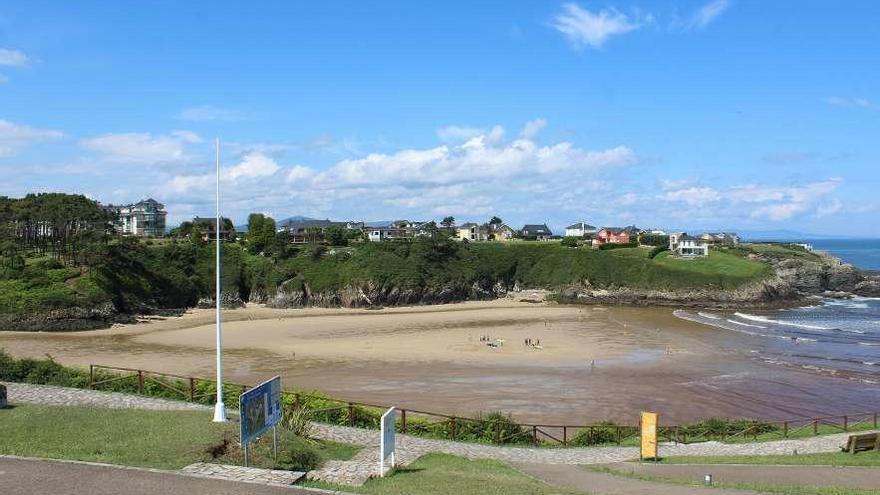 Las localidades de Asturias más caras y más baratas para alquilar un apartamento de playa en agosto