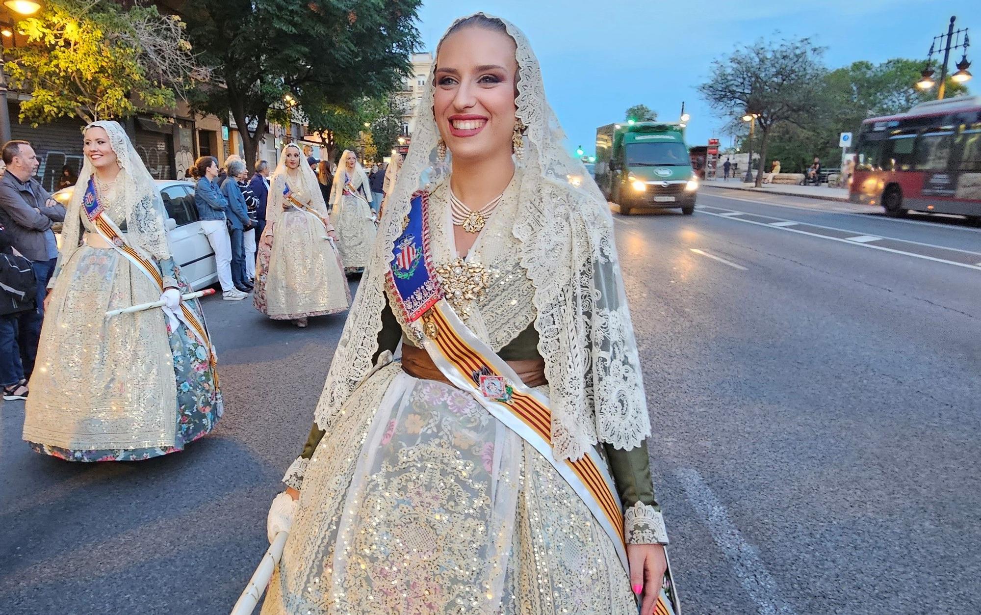 Laura, Paula, las cortes y las fallas de Zaidía acompañan al Cristo de la Fe