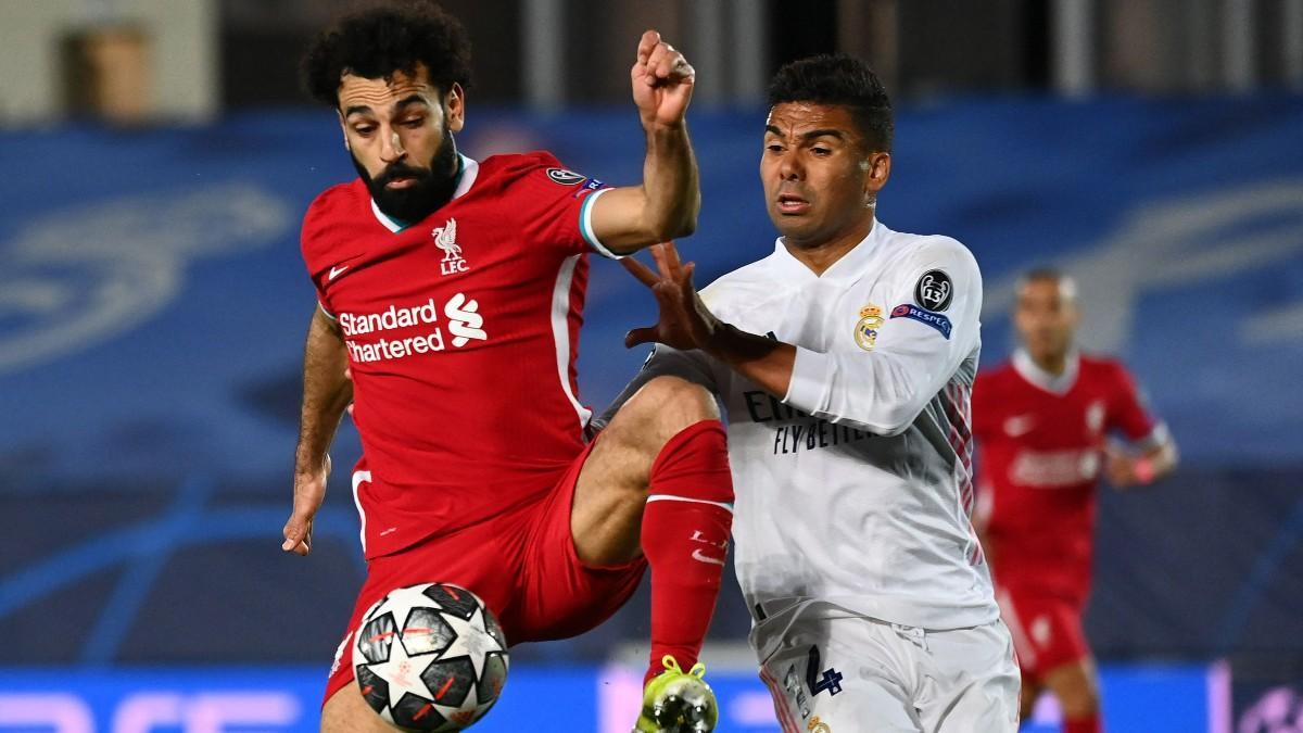 Mohammed Salah, junto a Casemiro en la final de la Champions de 2018