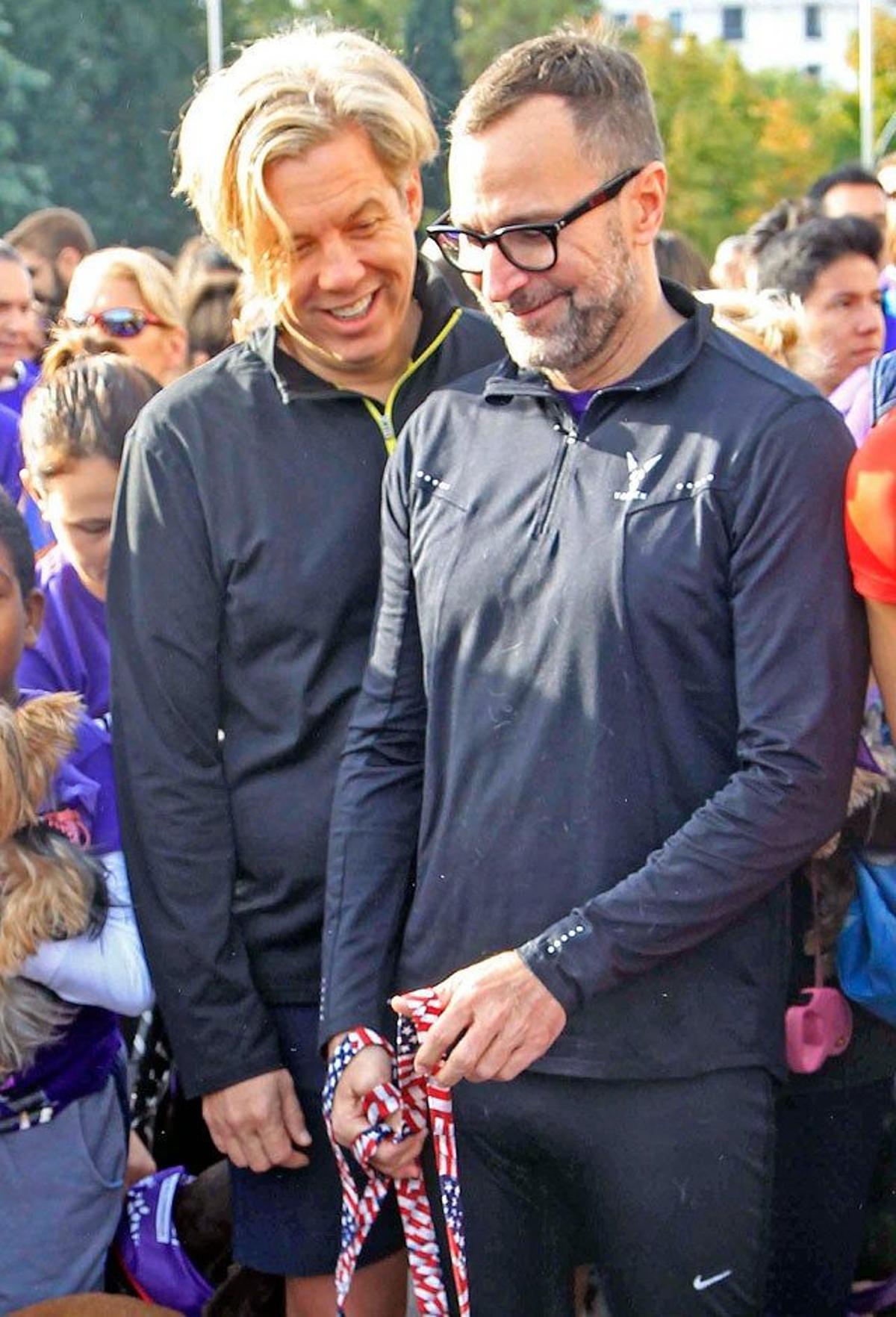 James Costos y su marido Michael Smith, en el Perrotón 2016