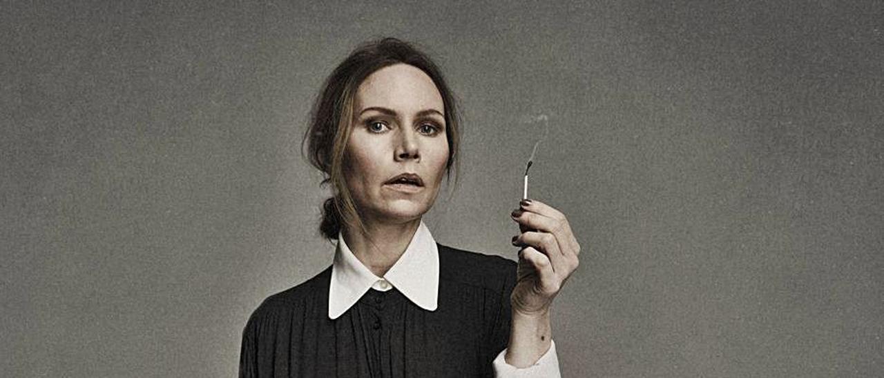 Nina Persson.