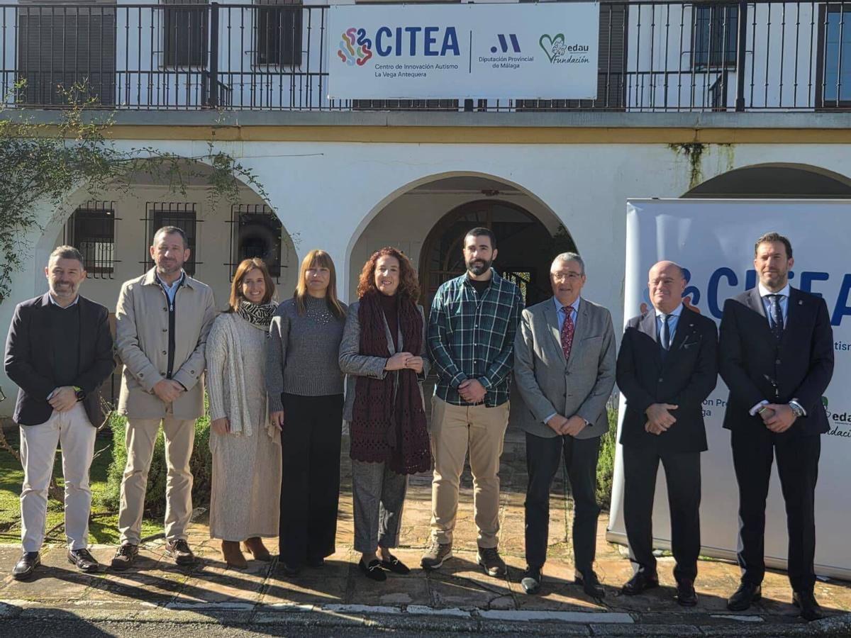 Autismo: entrega de las llaves del complejo de La Vega en Antequera