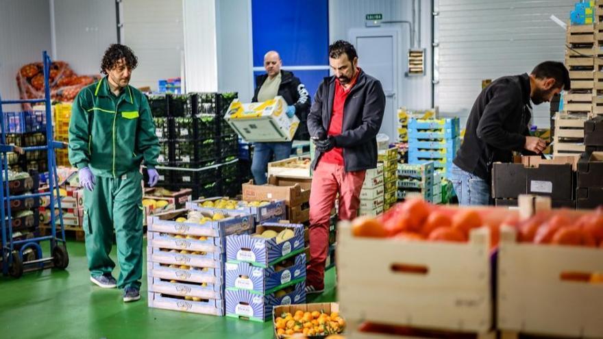 El consumo en alimentación en hogares se dispara casi un 30% desde marzo