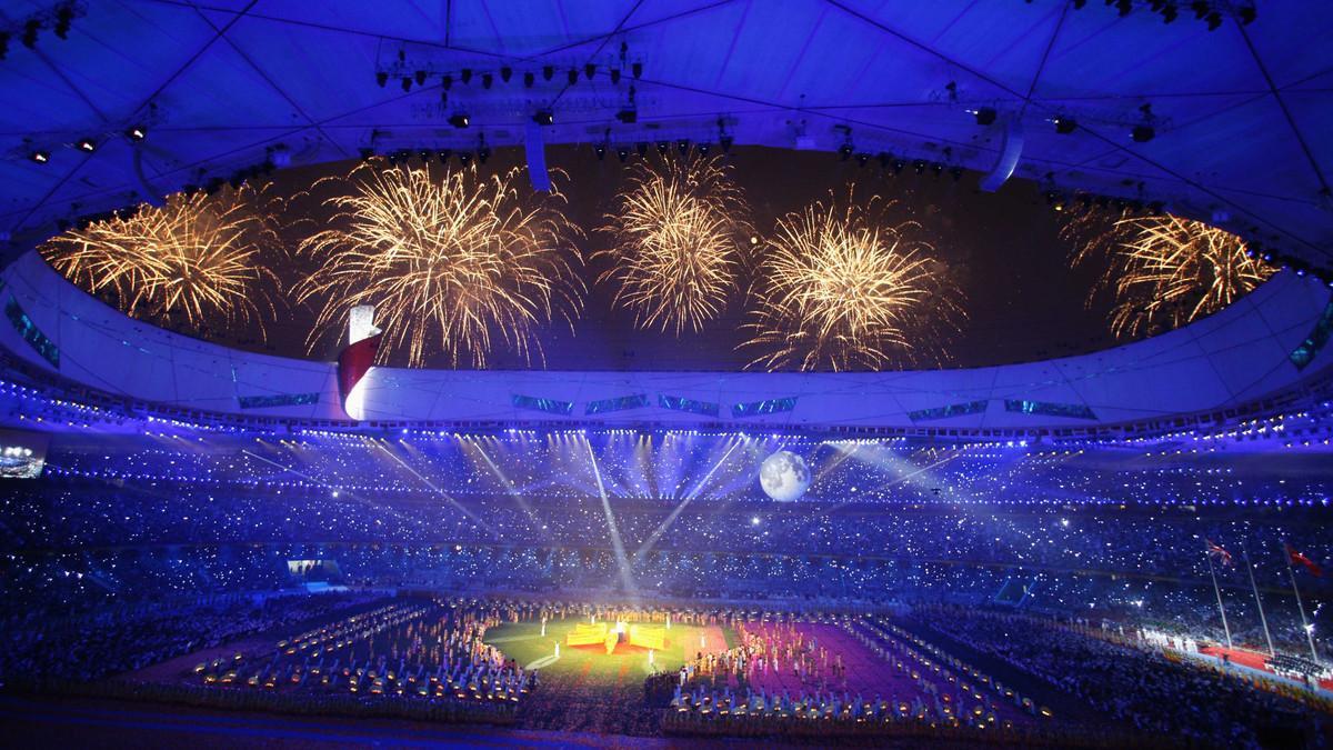 Fireworks explode during the closing ceremony of Beijing 2008 Paralympic Games at the National Stadium