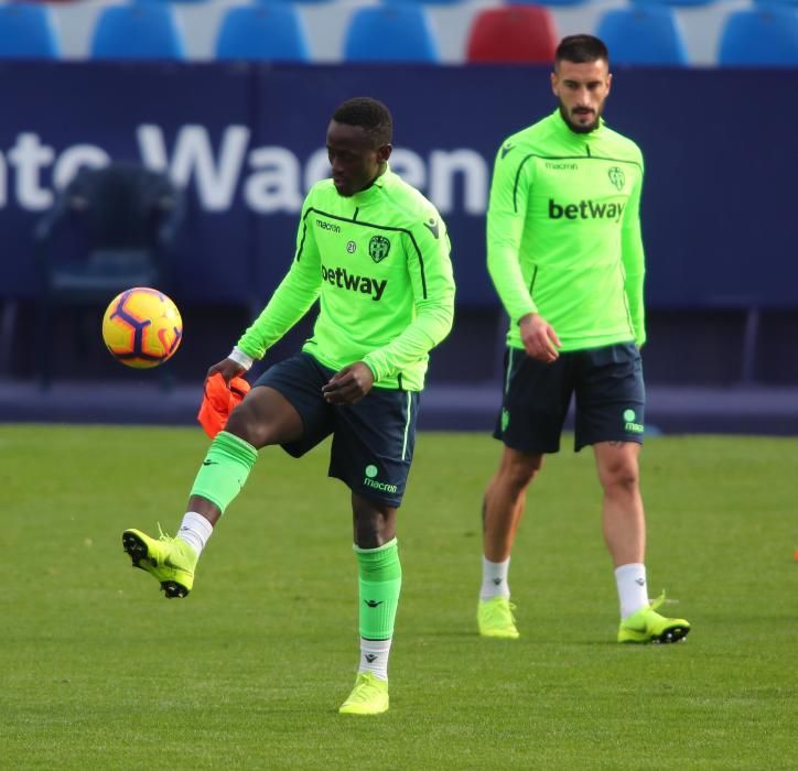 Gran ambiente en el entrenamiento del Levante UD