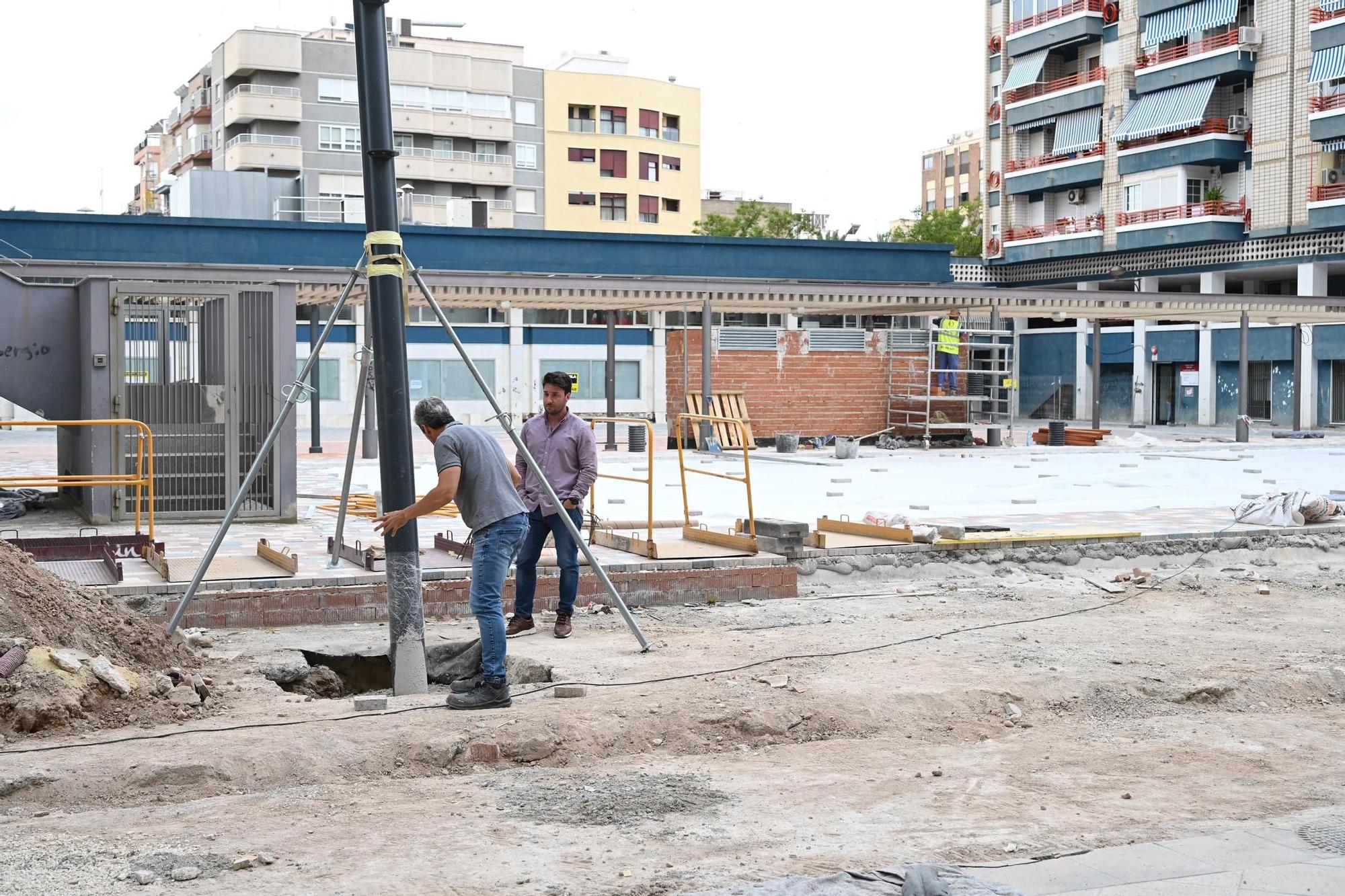 Así van las obras de la plaza de los pisos azules en Elche