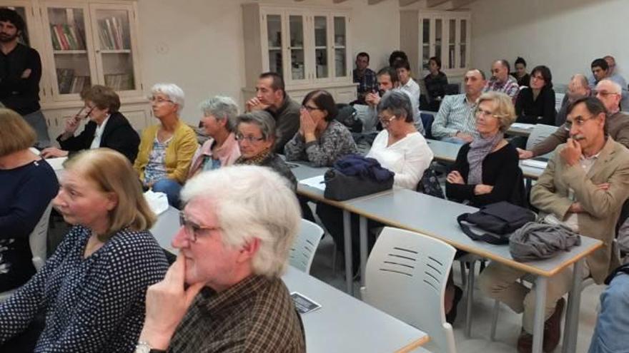 El centro Capvespre acogió las jornadas.