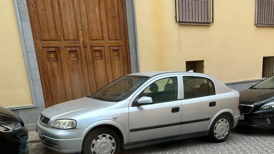 Oleada de pinchazos de ruedas en un barrio de Sagunt