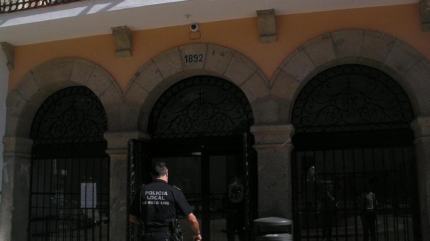 Denuncian a un local de apuestas de Navalmoral por abrir en la fase 2