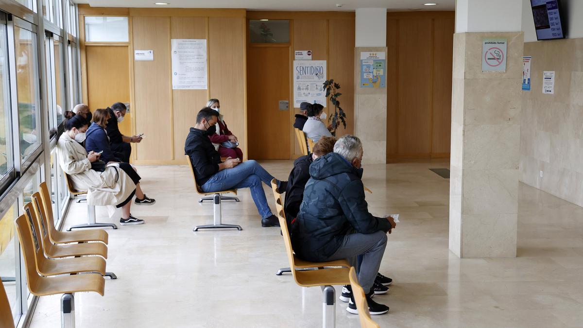 Sala de espera en el centro de salud de Baltar.