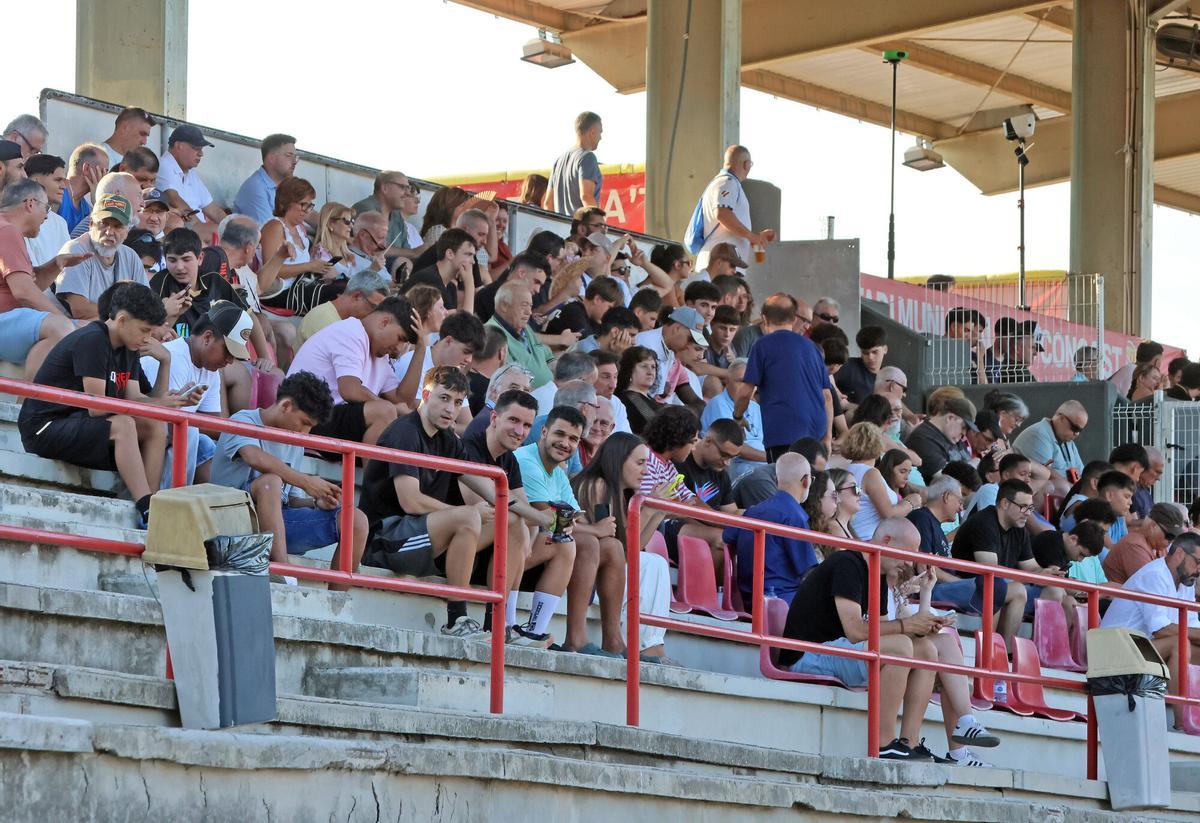 Totes les fotos de l'amistós entre el CE Manresa i el filial de l'Espanyol