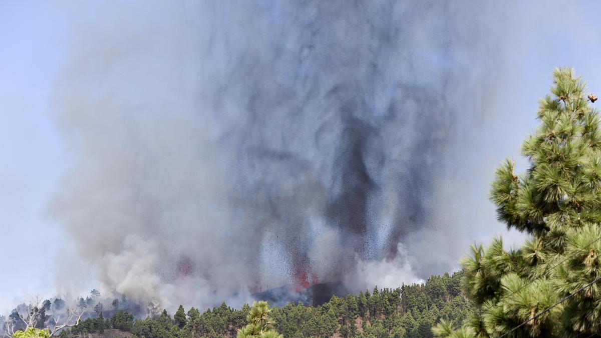 Enaire activa protocolo de cenizas volcánicas sin que haya zonas de exclusión