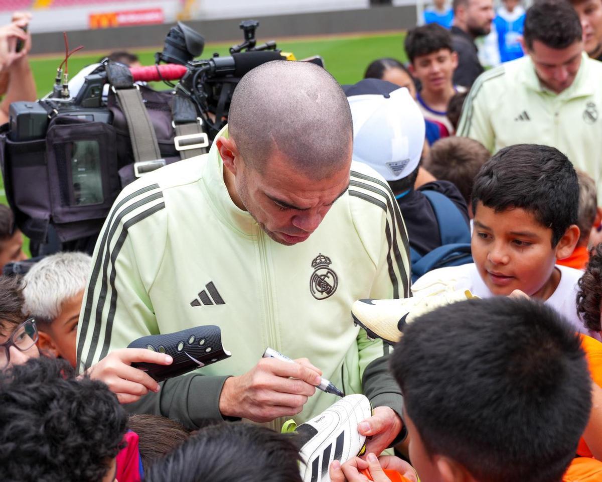 Las leyendas se preparan para el Clásico de Costa Rica