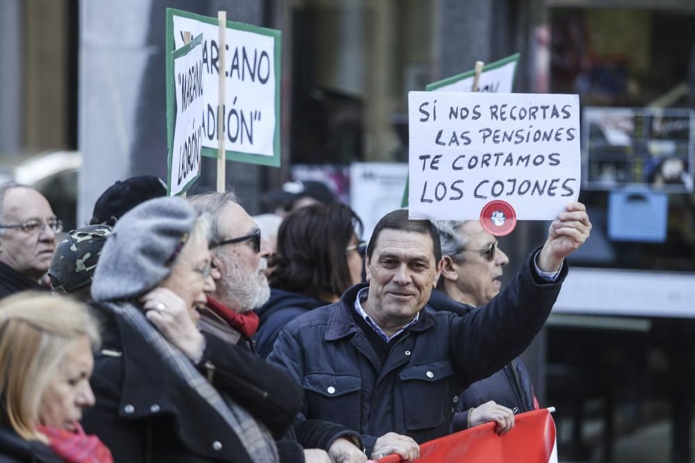 Protestas de los pensionistas en Oviedo.