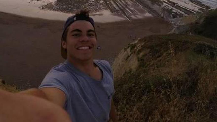 El buceador de  19 años se ahogó al quedar atrapado en una cueva en Xàbia