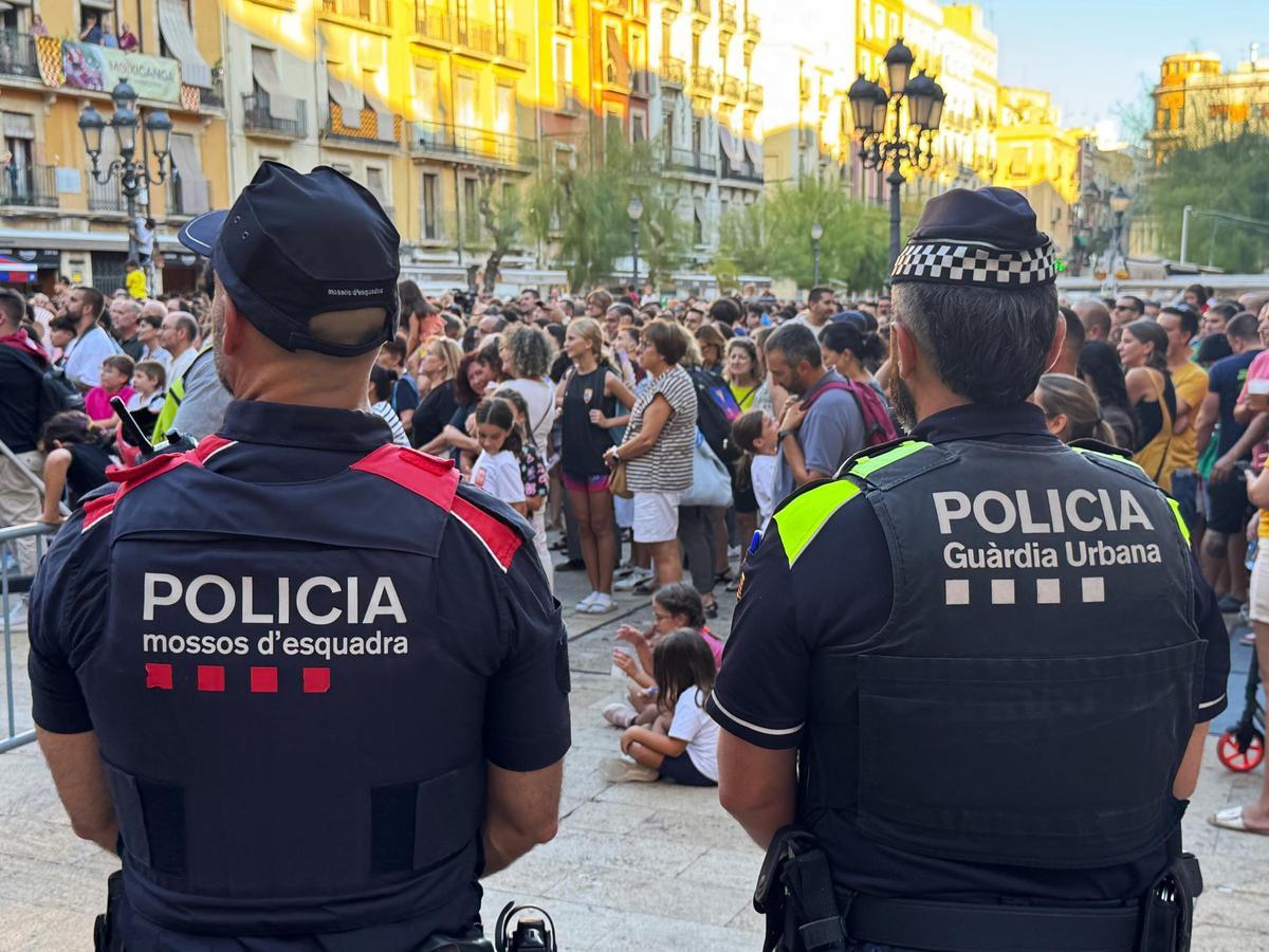 Dispositivo de seguridad pública de la Guàrdia Urbana de Tarragona y los Mossos dEsquadra durante las fiestas de Santa Tecla.