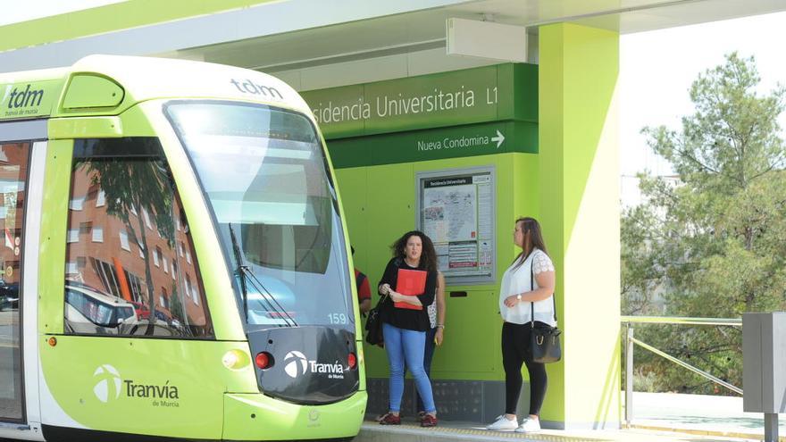 Los universitarios piden un Plan de Transporte para mejorar la conexión entre campus