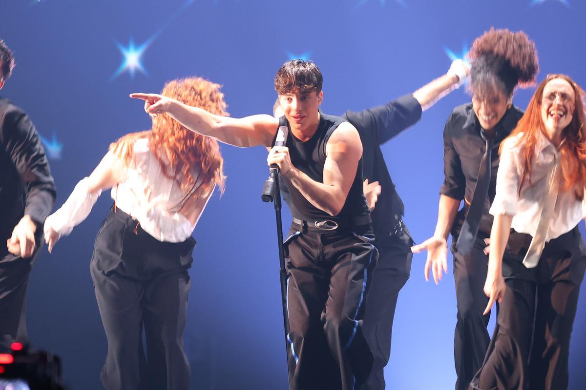 El voto demoscópico premia la propuesta del joven Izan Llunas en el Benidorm Fest 2026