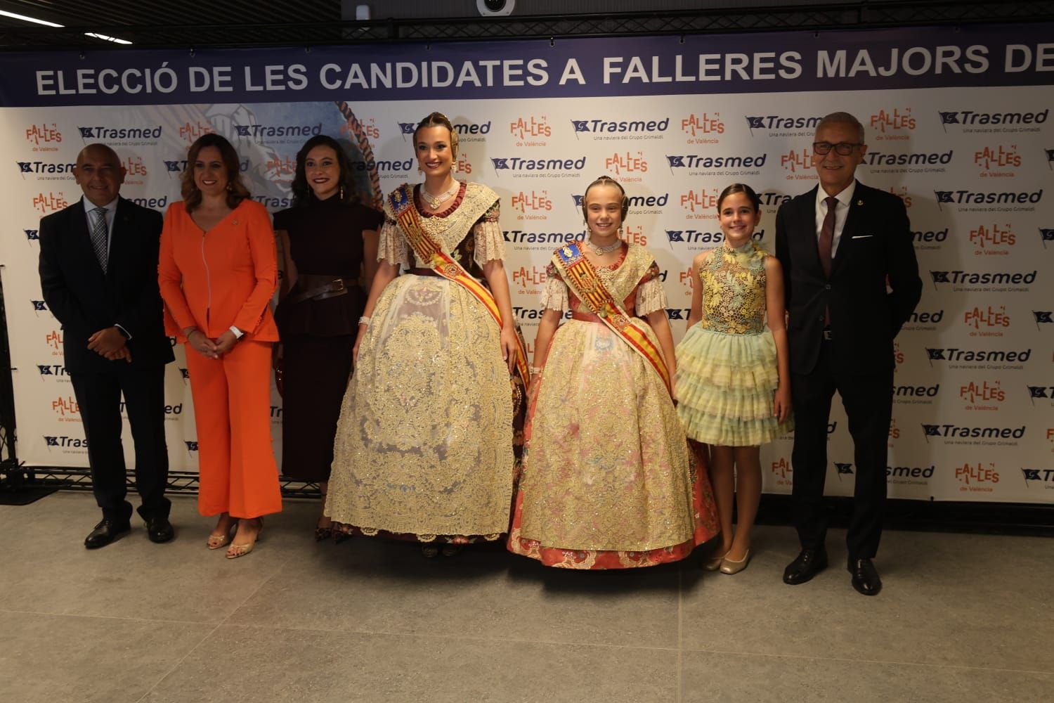 Así está el ambiente en el estreno de las fallas en el Roig Arena