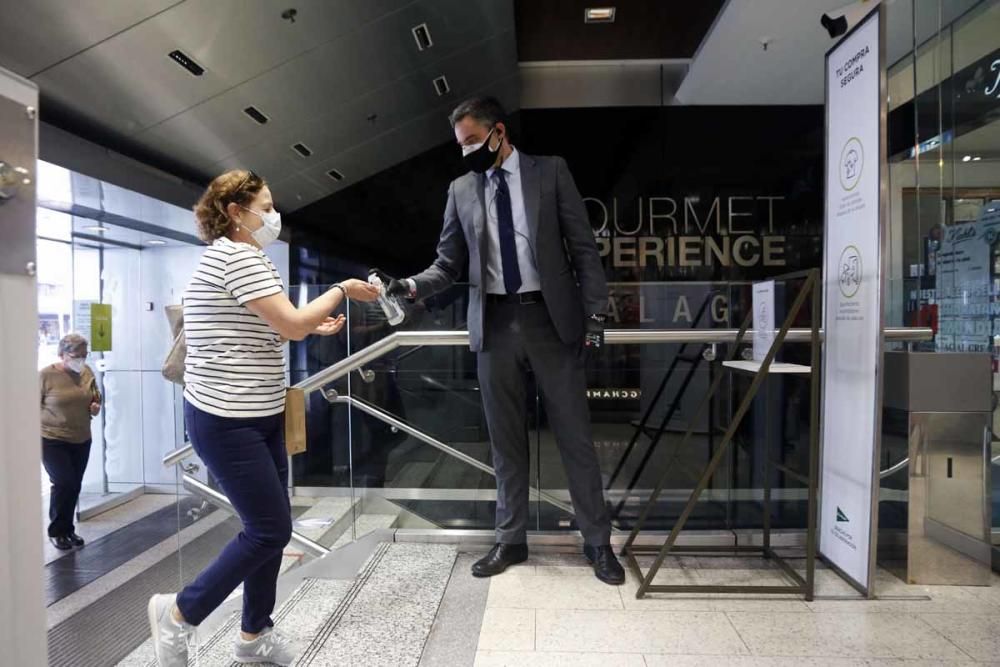 Lunes, 1 de junio | Abren en Málaga los centros comerciales