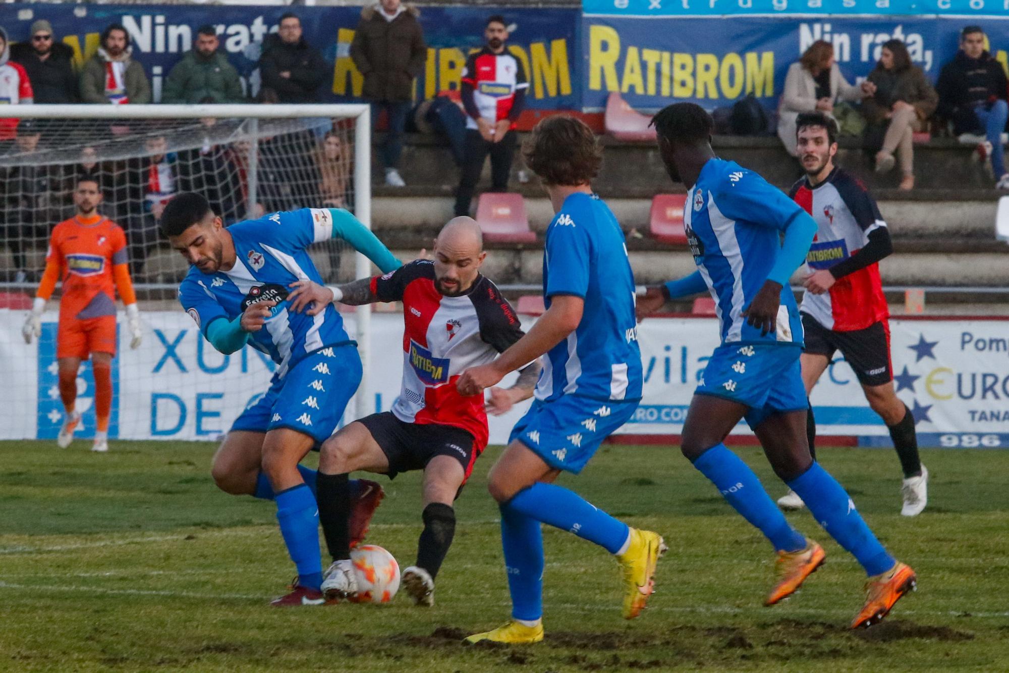 Las mejores imágenes del Arosa-Fabril con las gradas de A Lomba a rebosar