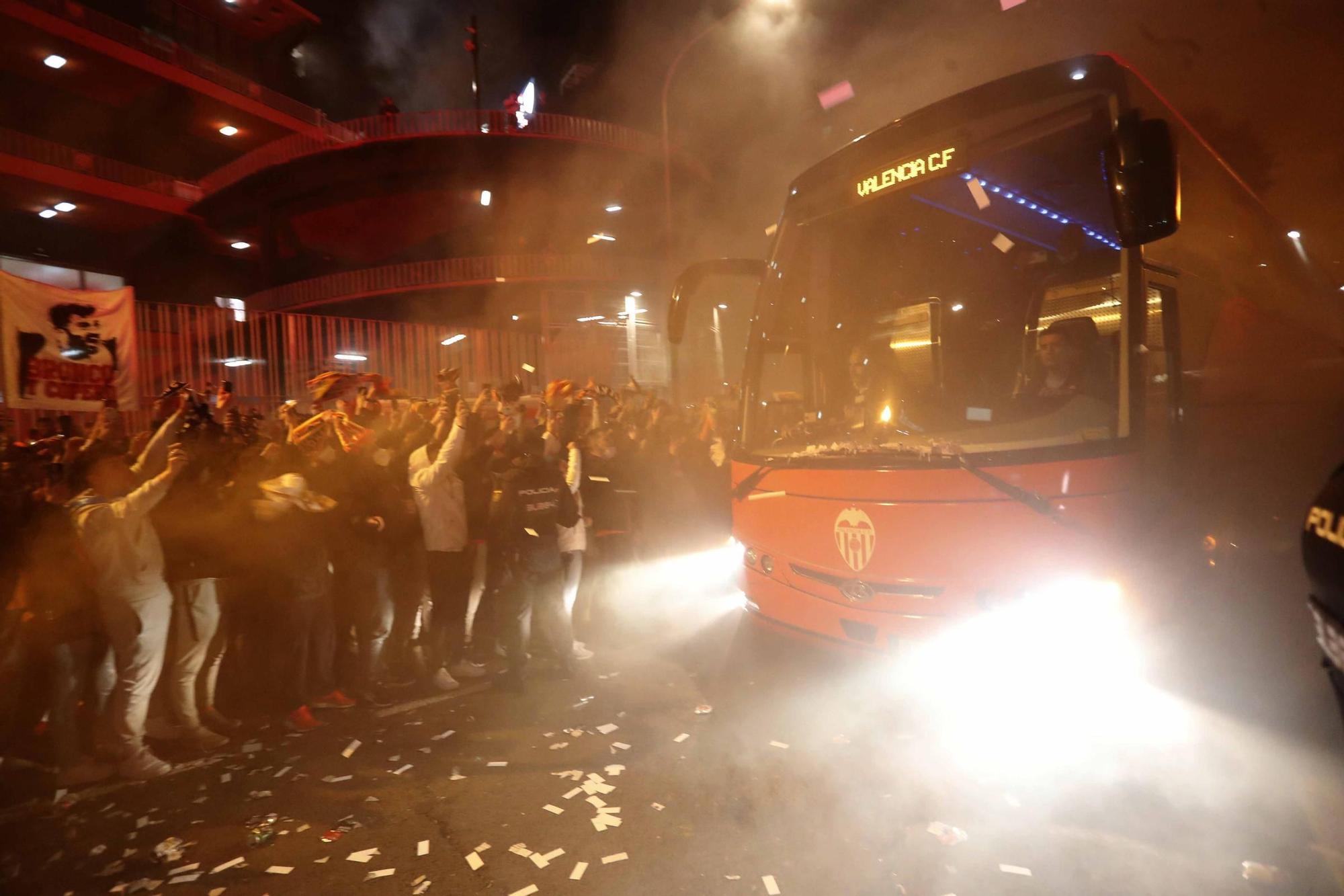 Recibimientos memorables al Valencia CF,  en la Avenida de Suecia