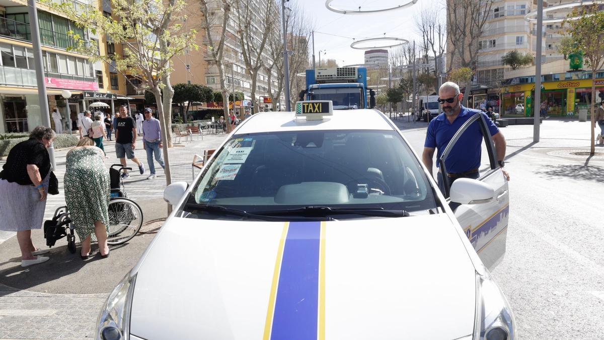 El sector del taxi quiere ajustar sus tarifas a la subida generalizada de precios, en especial, de los carburantes.