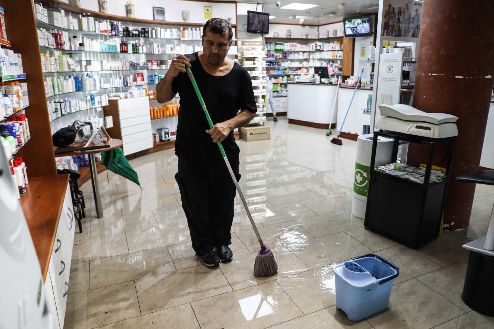 La tormenta ha complicado la movilidad dentro de la isla