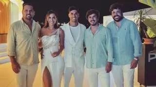 El grupo cordobés Cosita Wena actúa en la preboda de Marco Asensio y Sandra Garal