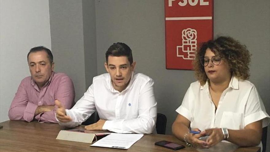 EL PSOE critica al alcalde por el plan urbanístico