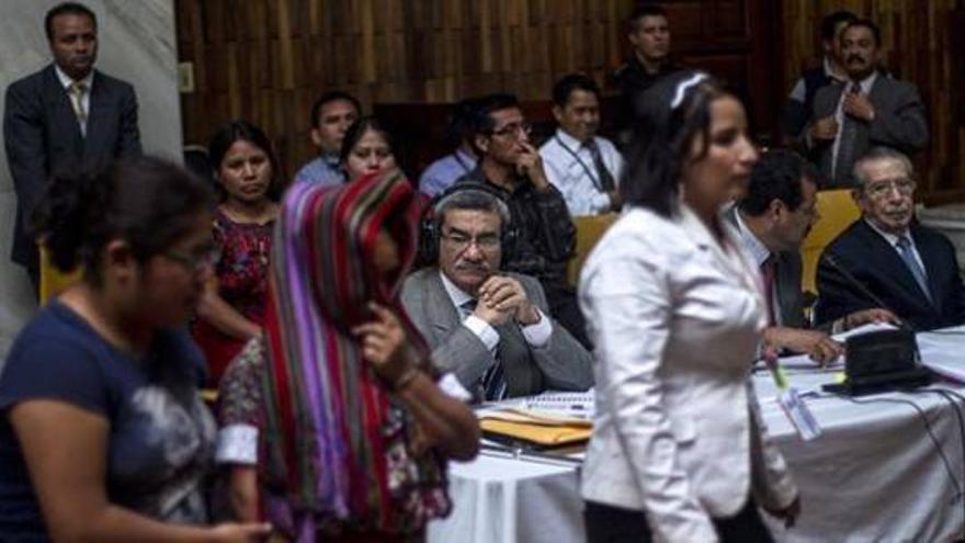 El juicio a Ríos Montt se reabre con testimonios desgarradores