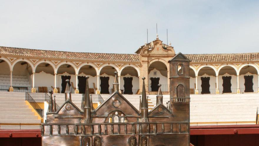 Los viajeros encuentran en Antequera una propuesta irresistible para conocer su centro histórico, sus monumentos y deleitarse con su gastronomía.