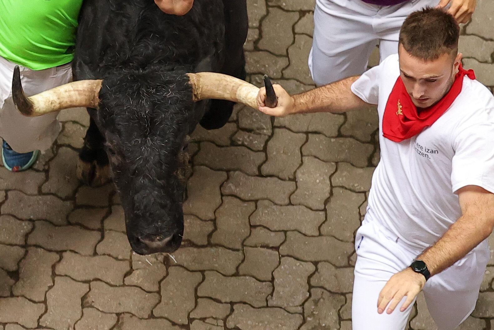 El primer encierro de los Sanfermines 2025, en imágenes.