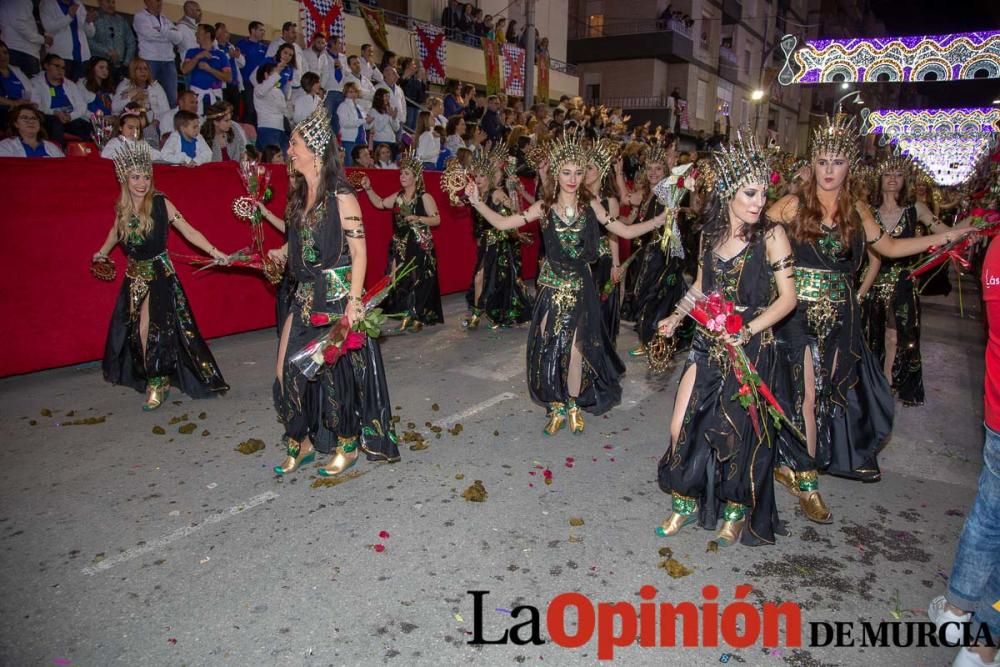 Desfile día 4 de mayo en Caravaca (Bando Moro paso