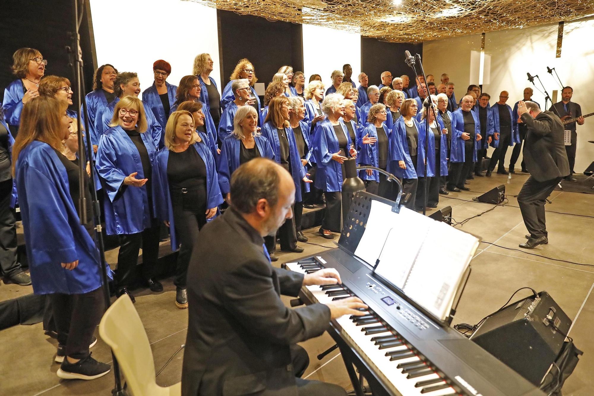 Les millors imatges del Concert Solidari Oncogospel