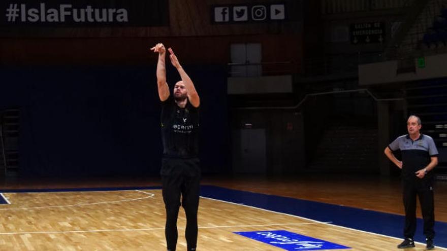 Gillet, en el entreno de ayer.