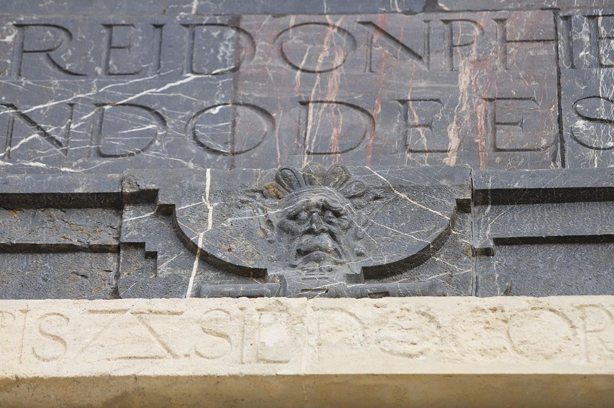 En imágenes el fin de la restauración de la Puerta del Puente En imágenes el fin de la restauración de la Puerta del Puente