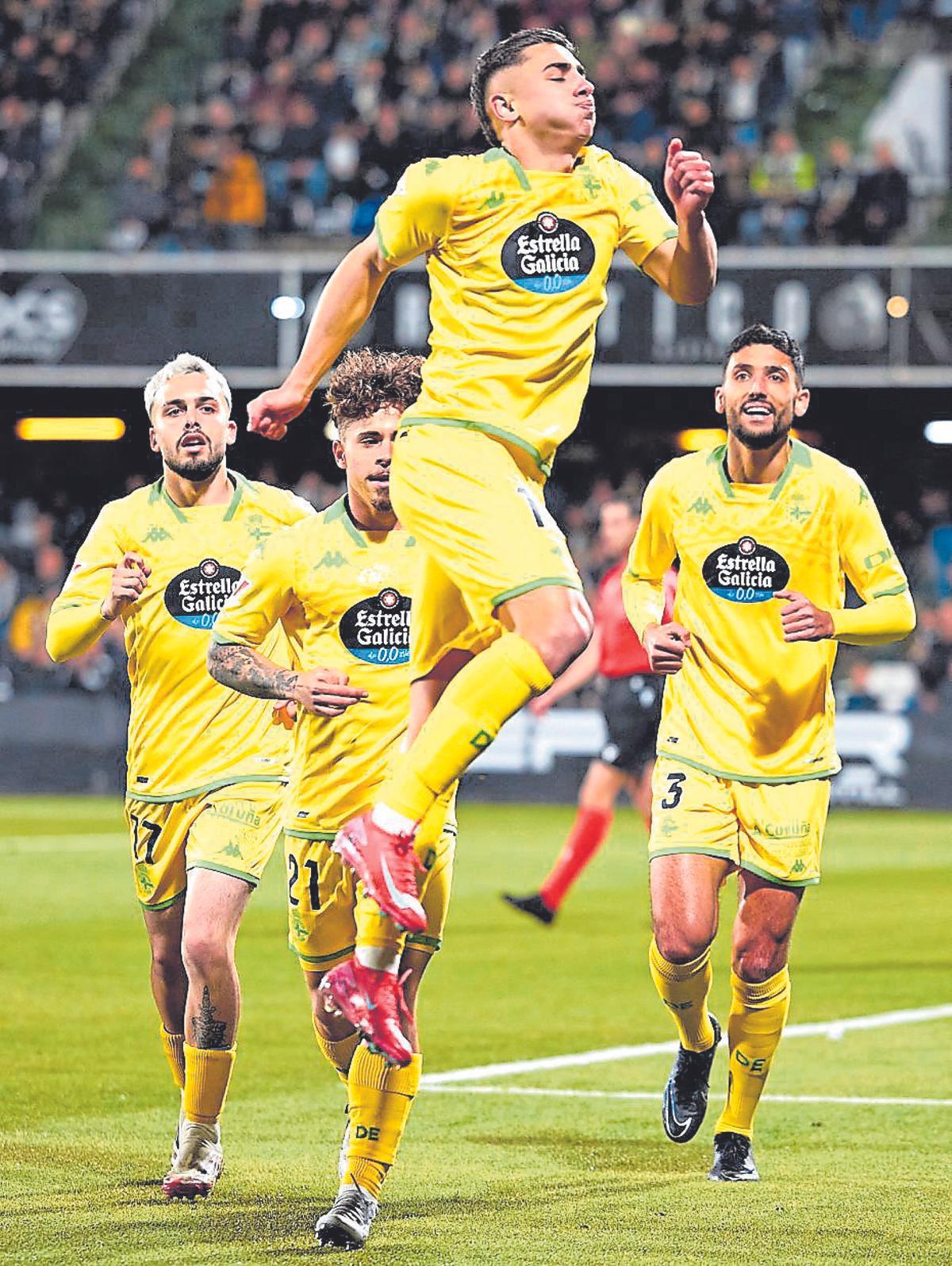 Yeremay celebra un gol ante el Castellón
