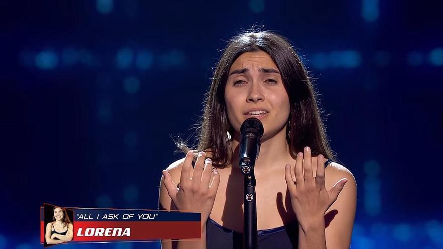 La mallorquina Lorena Bonnín desata el 'superbloqueo' de Melendi contra Mika en 'La Voz'