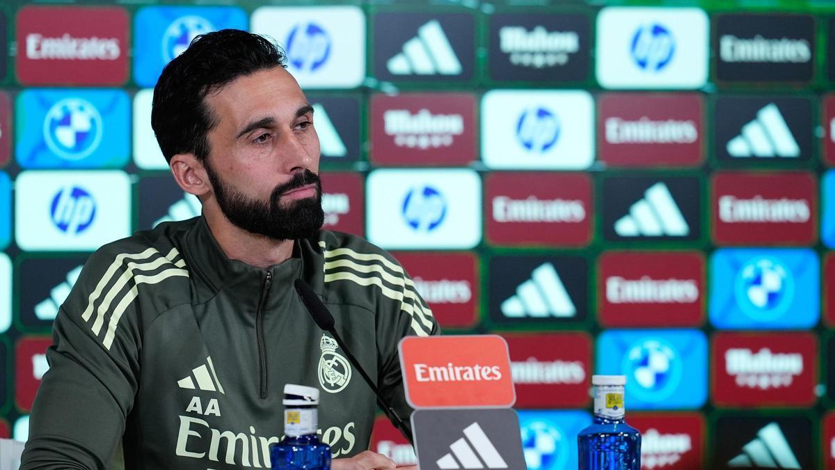 Arbeloa sobre lo ocurrido en Lisboa: “Vini está triste y nosotros, sobre todo, muy indignados”